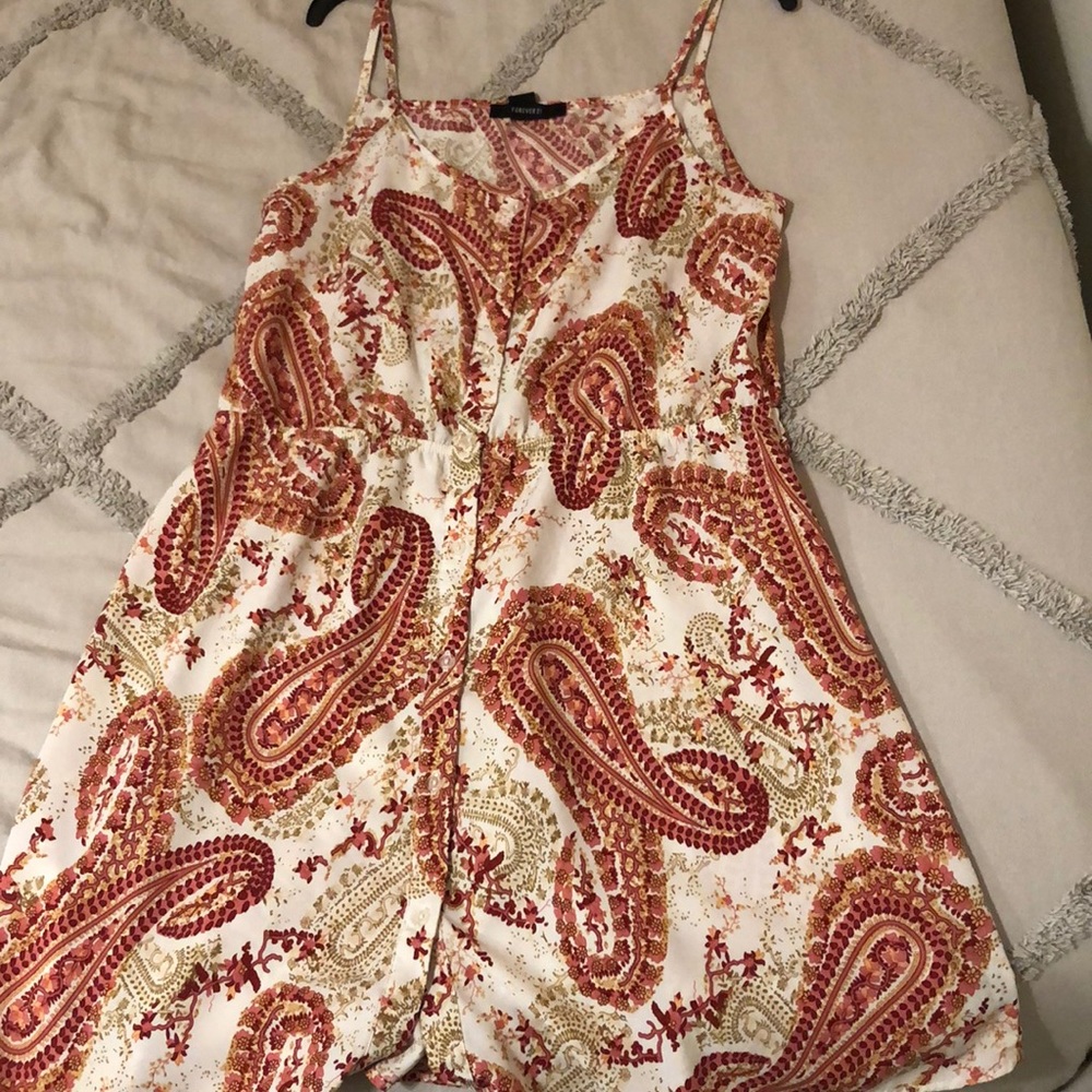 Cute flowy summer dress